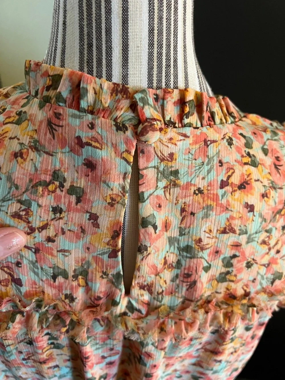 CeCe Peach Floral Ruffle Midi Dress - Picture 8 of 11